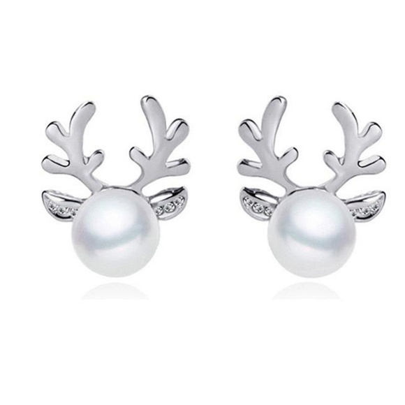 Cinderella's Closet Jewelry - Last Pair! Pearl Reindeer Earrings